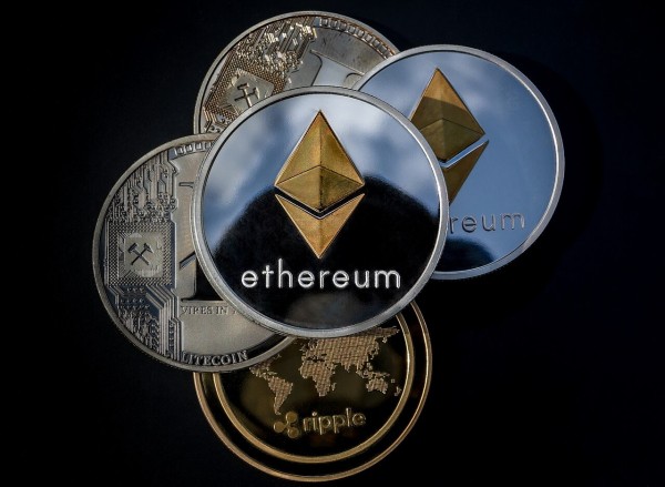 
Latest Ethereum price and analysis (ETH to USD) 